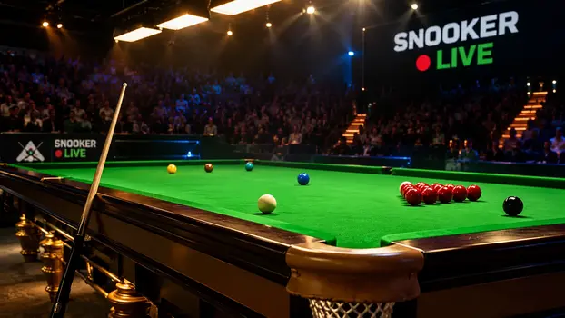 Professioneller Snooker-Tisch in einer beleuchteten Arena mit der Aufschrift Snooker Live auf der Anzeigetafel.